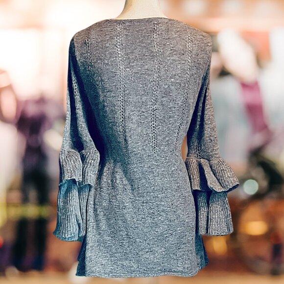 #90 POL Angora Furry Soft Ruffle Bell Sleeve Tie Front Tunic  NEW never worn - Picture 2 of 4